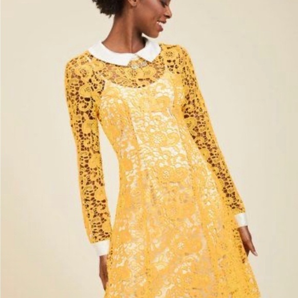 ModCloth Yellow Crochet Lace Satin Collar Dress size Medium - Picture 12 of 15